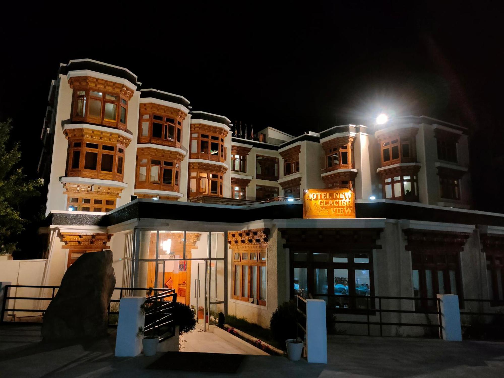 Hotel New Glacier View レー エクステリア 写真